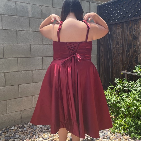 Sweetheart Satin Prom Dress - Picture 7 of 13